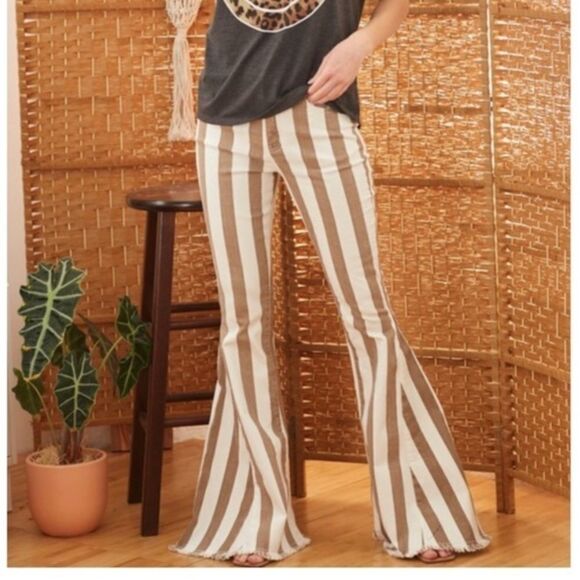 “SWEET JANE” Bell Bottom Flare Jeans - Picture 2 of 16